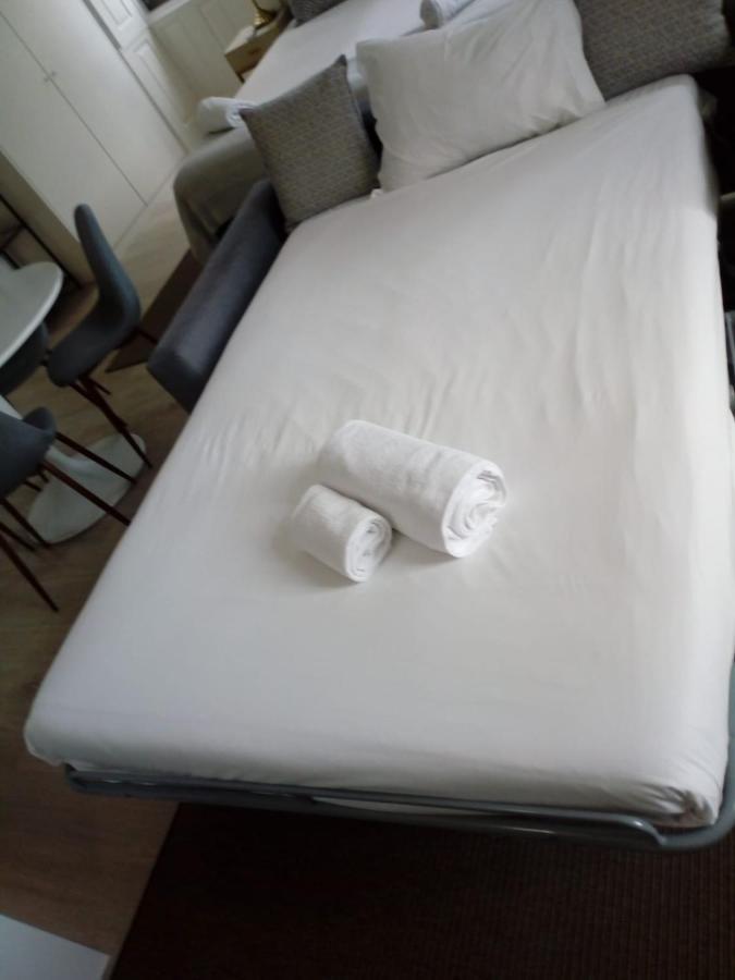 Porto Downtown Lovers Suites: Bombarda 451 Exterior foto