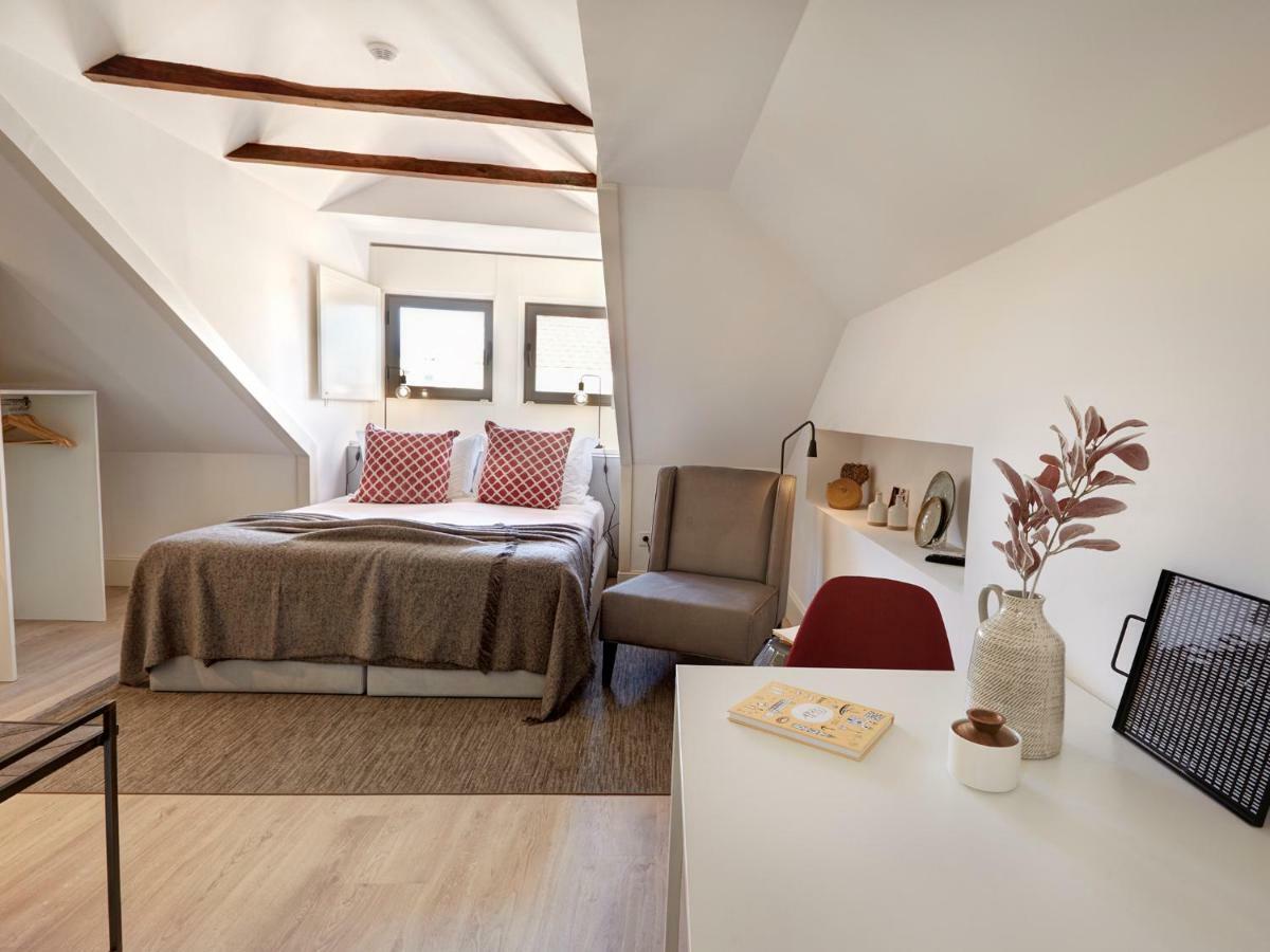 Porto Downtown Lovers Suites: Bombarda 451 Exterior foto