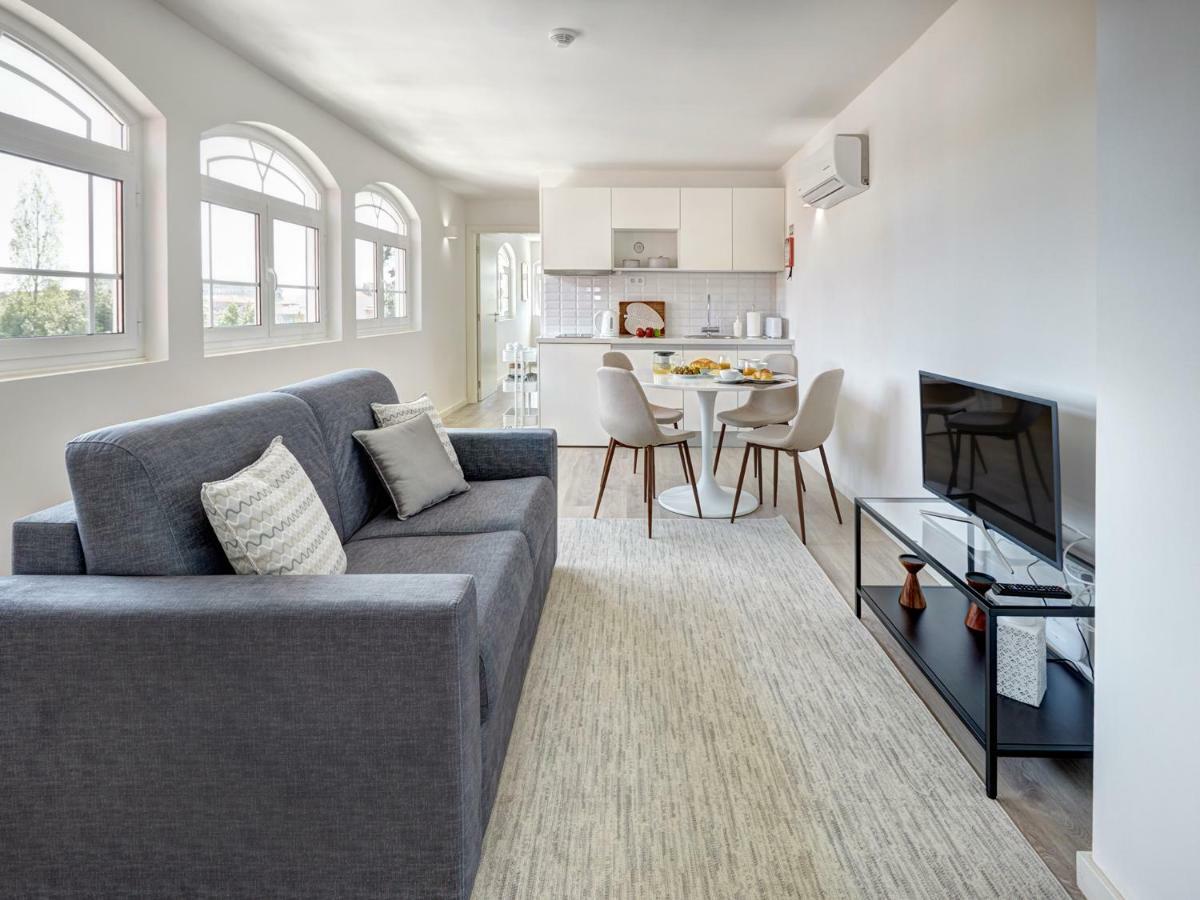 Porto Downtown Lovers Suites: Bombarda 451 Exterior foto